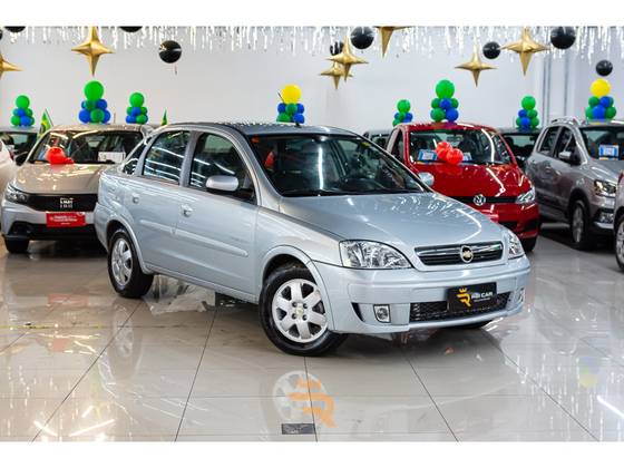 CHEVROLET CORSA 1.4 MPFI PREMIUM SEDAN 8V FLEX 4P MANUAL CHEVROLET CORSA 1.4 MPFI PREMIUM SEDAN 8V FLEX 4P MANUAL